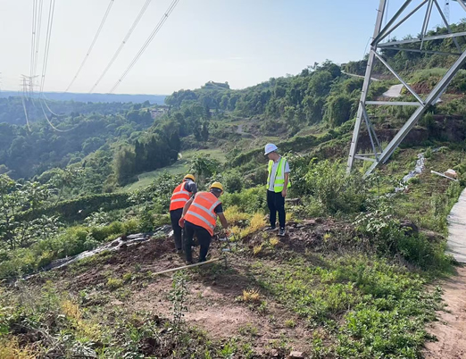 成渝中线项目荣家湾隧道